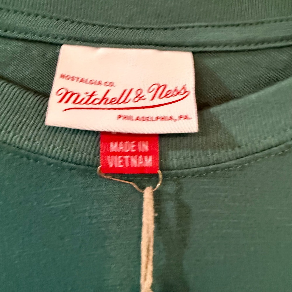 Mitchell & Ness Milwaukee Bucks NBA Slub T-Shirt Green Mens XL NWT Streetwear - Picture 9 of 10